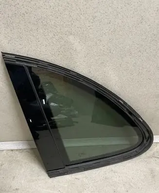 Porsche Cayenne (9PA) Rear side window 7P5845297HB