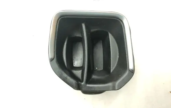 Cup holder front
