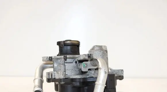 Audi A4 S4 B8 8K EGR valve 04L131501 04L131501N