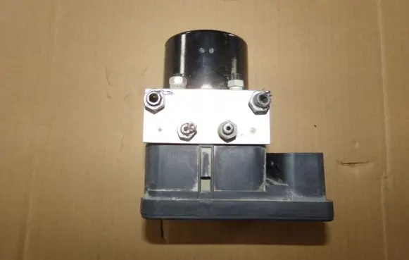 Citroen C3 ABS Pump 8N512C405AB