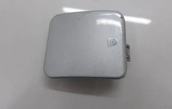 Mercedes-Benz S W221 Front tow hook cap/cover A2218850223