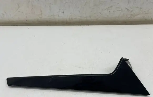 Audi Q8 e-tron Tailgate trim 4KE854872