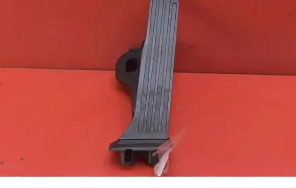 Skoda Octavia Mk2 (1Z) Accelerator throttle pedal 1K1721503P