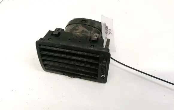 Skoda Octavia Mk1 (1U) Dash center air vent grill