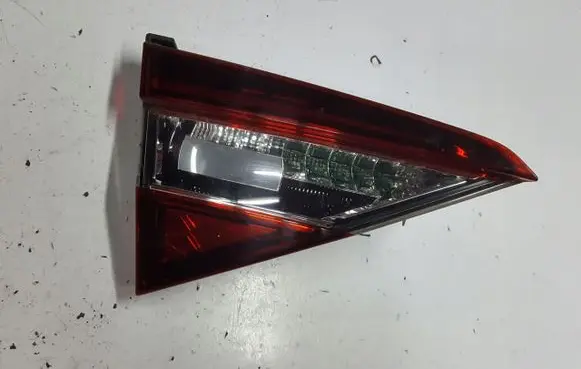 Skoda Superb B8 (3V) Tailgate rear/tail lights