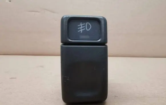 Volvo S70 V70 V70 XC Fog light switch 9162961 98W19K