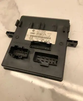 Audi A6 S6 C6 4F Comfort/convenience module 4F0907279 F005V00384 4F0910279