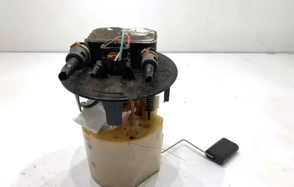 Peugeot 508 In-tank fuel pump 9677538680