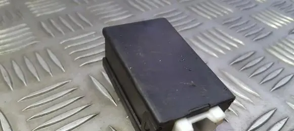 Mitsubishi Pajero Other relay MR583832