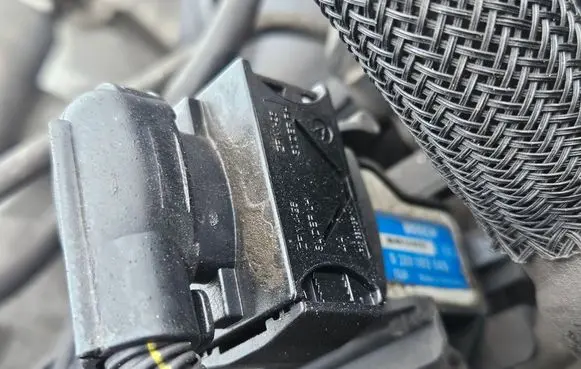 Opel Insignia A Air pressure sensor 0281002845