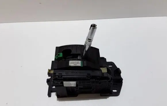 Land Rover Range Rover Sport L320 Gear shifter/selector UCB500091