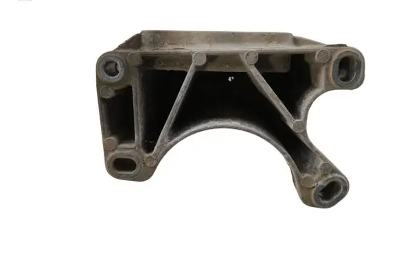Jeep Grand Cherokee Gearbox mounting bracket 68275992AA