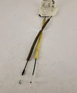 Mazda 2 Rear door lock