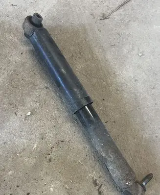 Nissan Qashqai Rear shock absorber/damper 562104EA2A 562104EA2