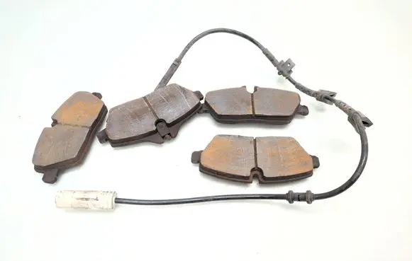 Mini One - Cooper Coupe R56 Brake pads (front)
