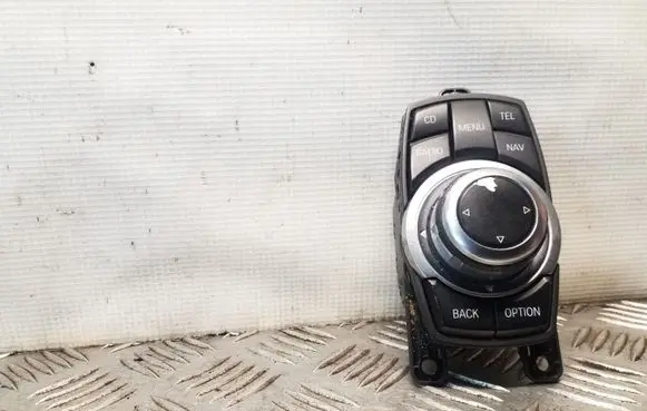 BMW 5 F10 F11 Head unit multimedia control 9253944 6582925394401