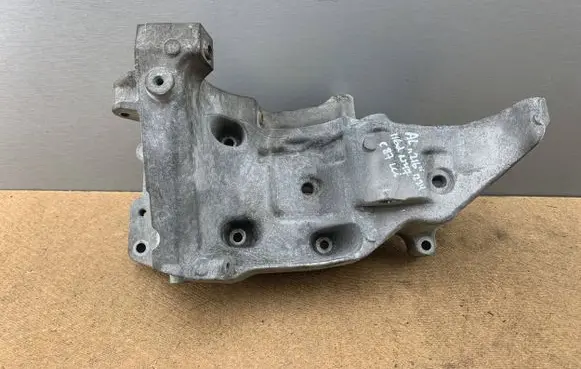 BMW 1 E81 E87 Generator/alternator bracket 7802639 11167802639