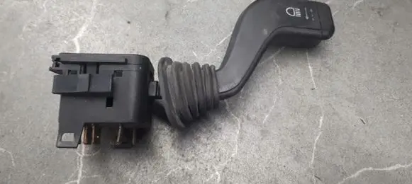 Opel Omega B1 Fog light switch 90181846