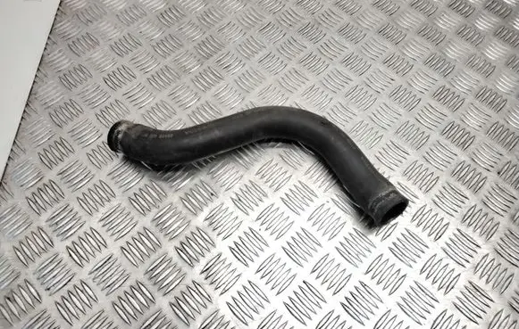 Volvo S40, V40 Engine coolant pipe/hose 30864031