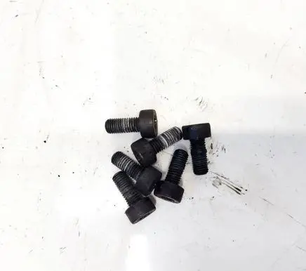 Nuts/bolts