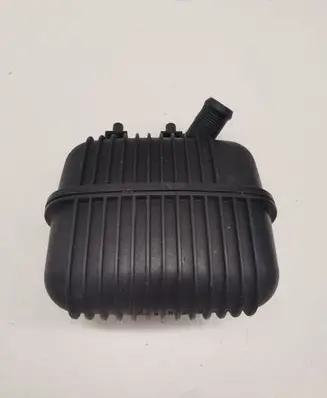 Porsche Macan (95B) Intake resonator 8K0129955A