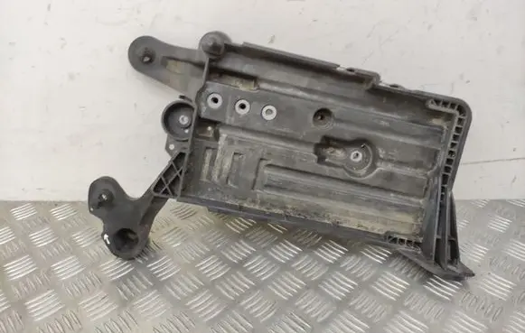 Seat Leon (5F) Battery tray 5Q0915321H