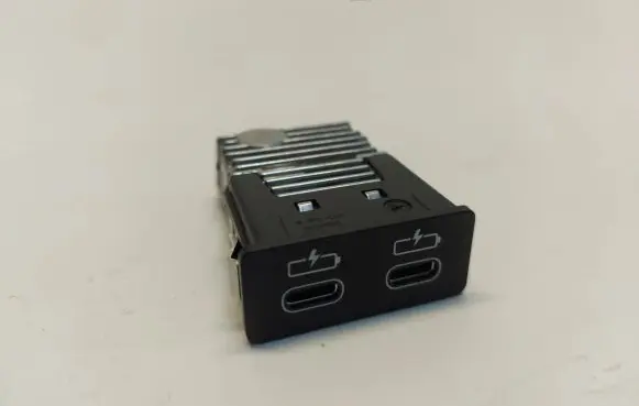 USB socket connector