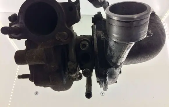 Toyota Corolla Verso E121 Turbo 172010R010