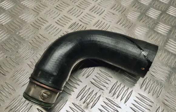 Ford Transit Custom Intercooler hose/pipe