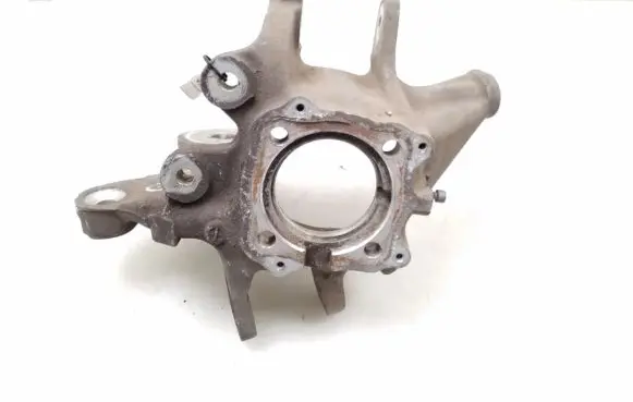 BMW 5 F10 F11 Rear wheel hub 6796100