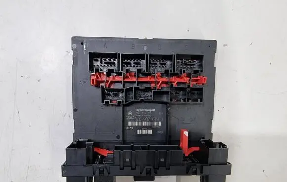 Volkswagen PASSAT B6 Comfort/convenience module 3C0937049J H37S1301 28027755
