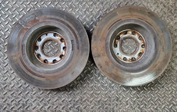 Audi Q3 F3 Rear brake disc 5Q0615601E