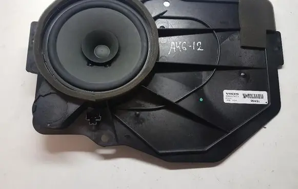 Volvo C30 Subwoofer speaker 30657471