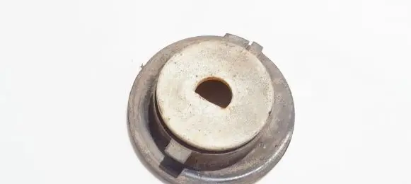 Citroen C4 I Front coil spring rubber mount 9633462080