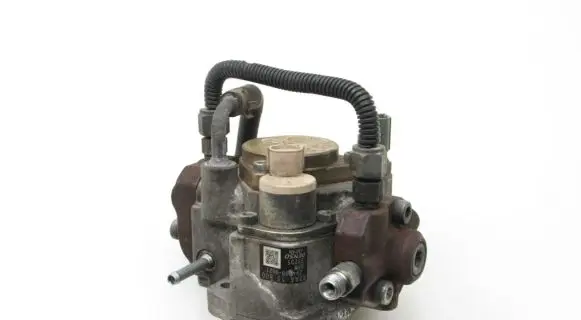 Mazda 6 Fuel injection high pressure pump R2AA13800