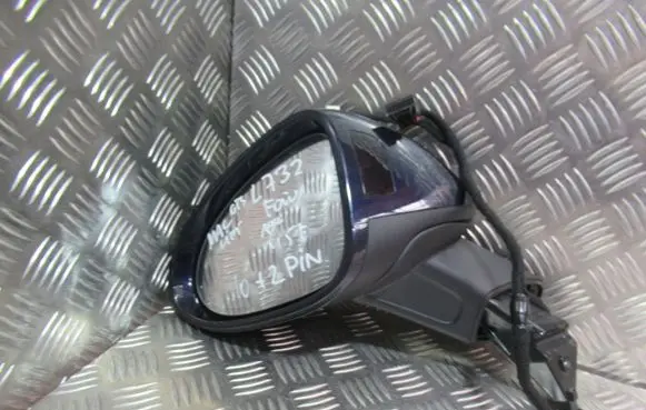 Porsche Macan (95B) Front door electric wing mirror 