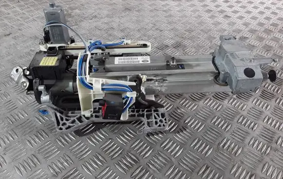 Steering wheel axle set