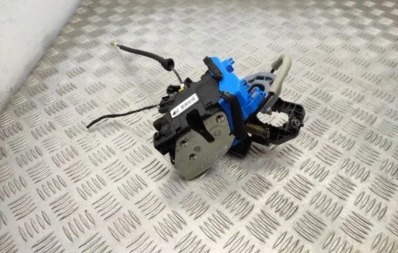KIA Ceed Rear door lock 81420A2400