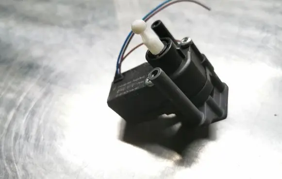 Audi A3 S3 8P Headlight level adjustment motor 1J0941295A