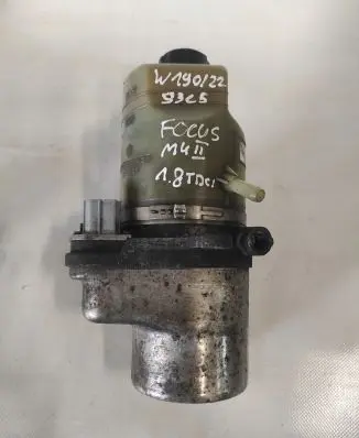 Ford Focus Power steering pump 4M513K514BD