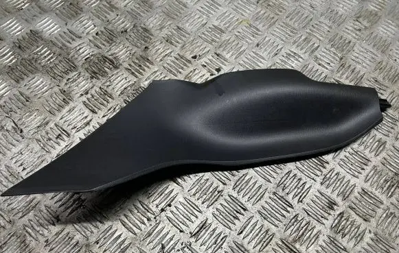 Mazda 3 III Centre console side trim front BJS764231