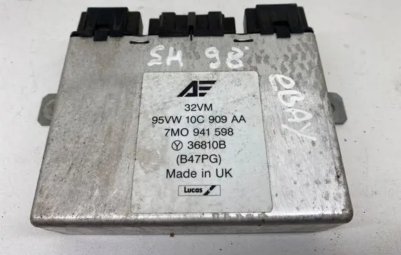 Volkswagen Sharan Other control units/modules 7M0941598 95VW10C909AA