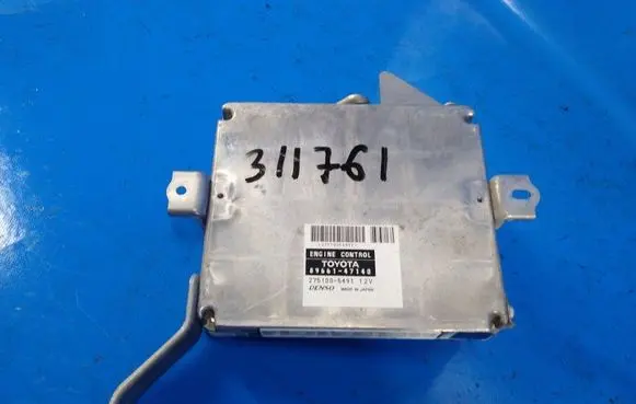 Toyota Prius (XW20) Engine control unit/module 8966147140