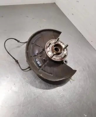 Opel Mokka Front wheel hub spindle knuckle