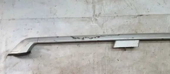 Mitsubishi Space Wagon Roof bar rail