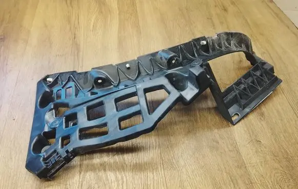 Porsche Macan (95B) Rear bumper mounting bracket 95B807454H