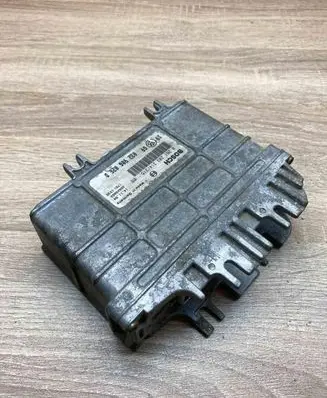 Volkswagen Golf III Engine control unit/module ECU 032906026D 0261203314 Used