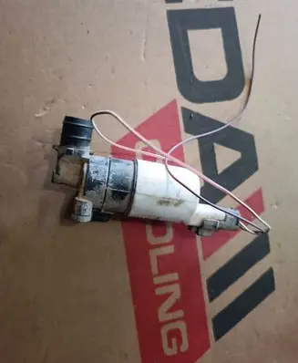 Windscreen/windshield washer pump