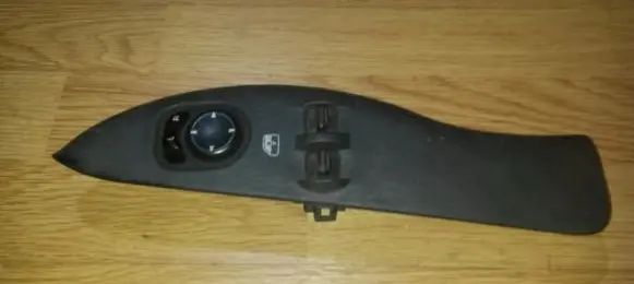 Chrysler Neon I Electric window control switch 04793860AB