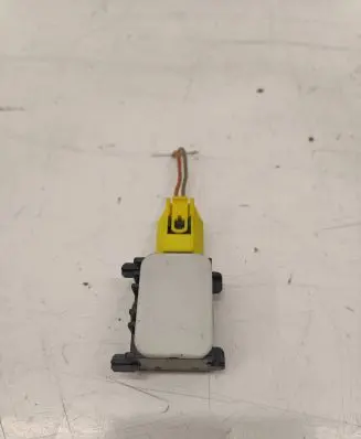 Mercedes-Benz R W251 Airbag deployment crash/impact sensor 0038202826
